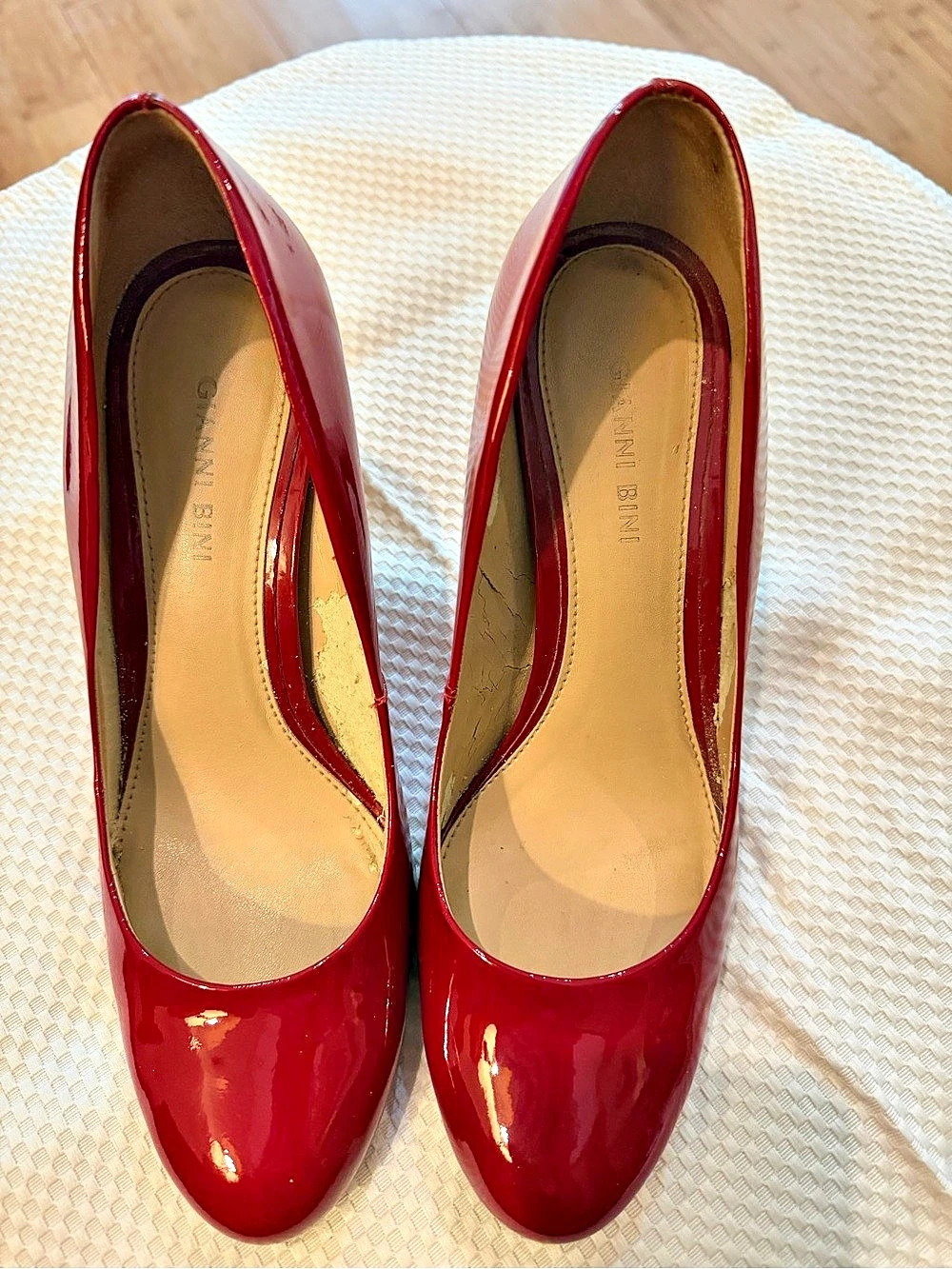 Gianni Bini Red Patent Pointed Toe Heels